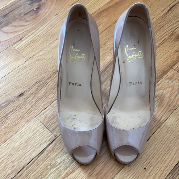 Christian louboutins patent peep toe - Picture 3 of 5